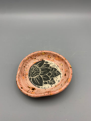 Sgraffito Sunflower Spoon Rest - Speckled Peach