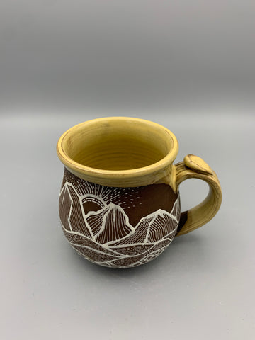 Lined Mountain Mug - Golden