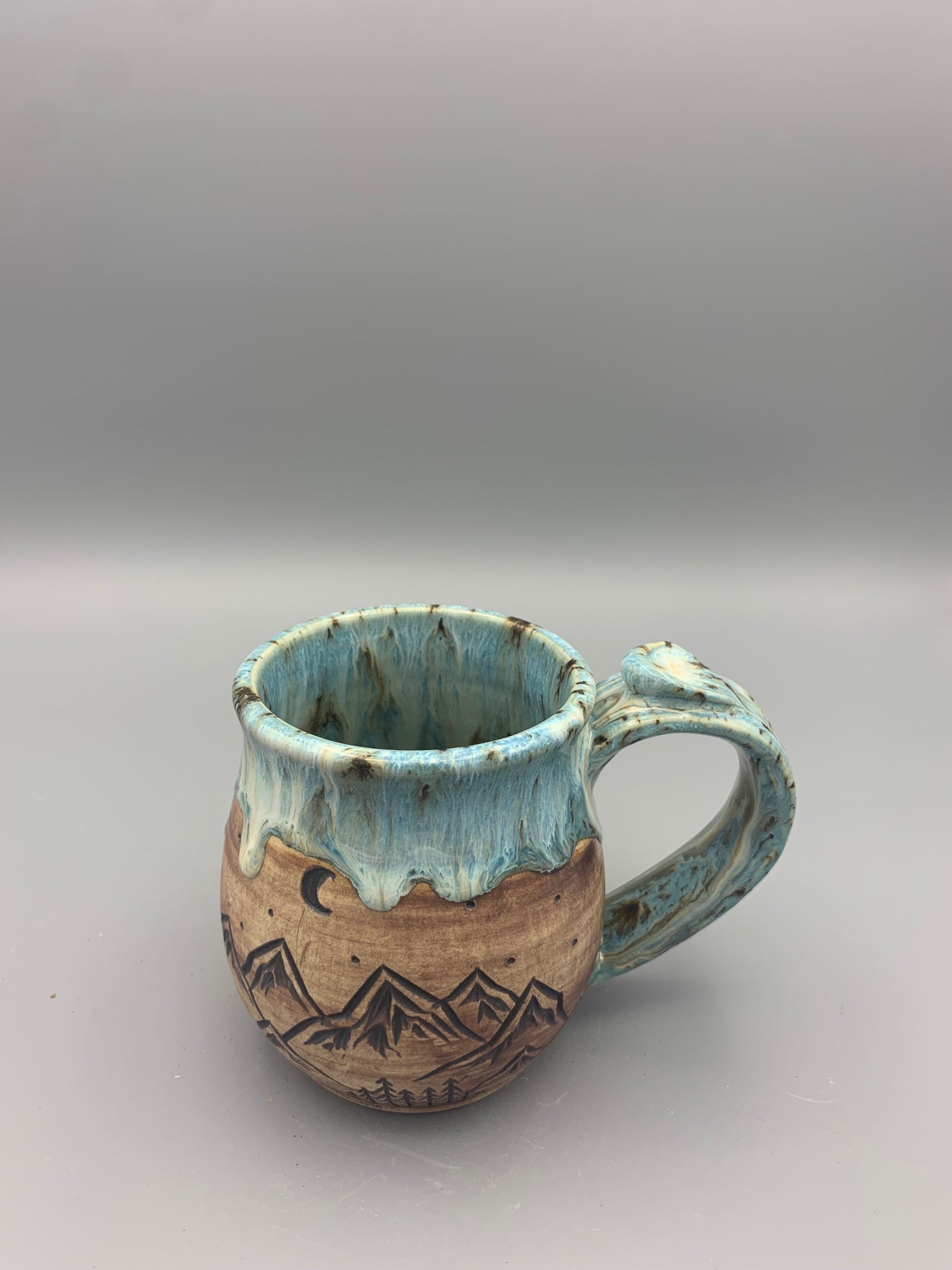 Mountainscape Mug - Frosty Blue